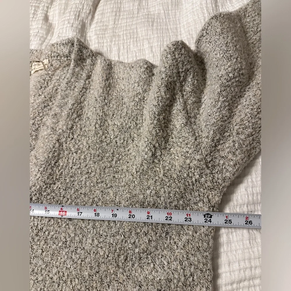 Urban Outfitters Rosie Cozy V-Neck Pullover - Size L
